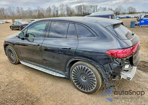 2025 Mercedes-Benz Eqe Suv Amg 4Matic z USA, uszkodzony, nr VIN 4JGGM5DB8SA064873
